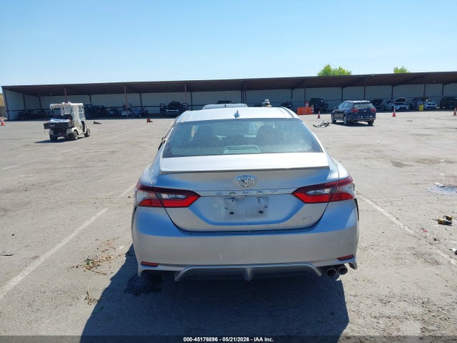 45176896 :رقم المزاد ، 4T1G11AK9NU669879 vin ، 2022 Toyota Camry Se مزاد بيع