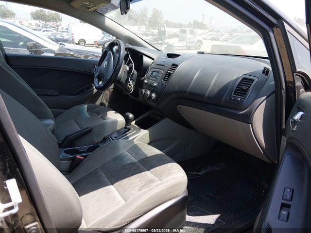 Aukcja sprzedaży 2016 Kia Forte Lx, vin: KNAFK4A63G5544128, numer aukcji: 45176907