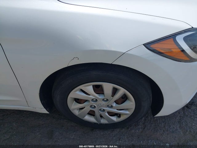 Продаж на аукціоні авто 2017 Hyundai Elantra Se, vin: 5NPD74LF9HH037034, номер лоту: 45176909