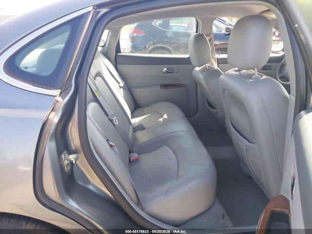 45176923 :رقم المزاد ، 2G4WD562751337017 vin ، 2005 Buick Lacrosse Cxl مزاد بيع