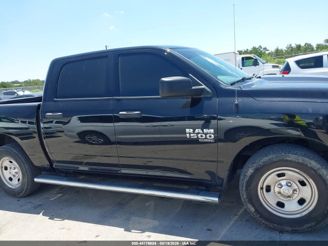 45176924 :رقم المزاد ، 1C6RR6KGXKS627703 vin ، 2019 Ram 1500 Classic Tradesman  4x2 5'7 Box مزاد بيع
