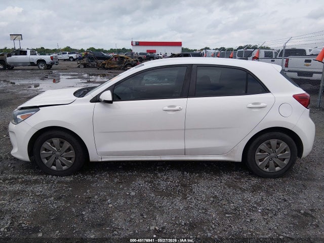 2020 Kia Rio 5-door S მანქანა იყიდება აუქციონზე, vin: 3KPA25AD5LE295136, აუქციონის ნომერი: 45176941