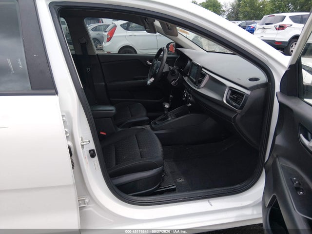 2020 Kia Rio 5-door S მანქანა იყიდება აუქციონზე, vin: 3KPA25AD5LE295136, აუქციონის ნომერი: 45176941
