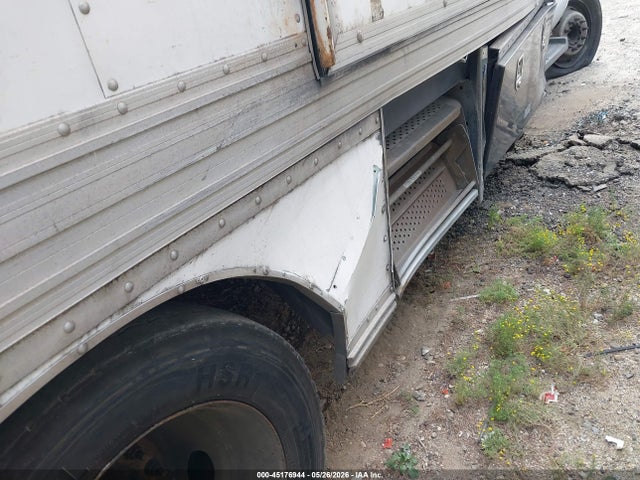 Ford F-550 Chassis Xl 2016 1FDUF5GT1GEA51853 Image 21