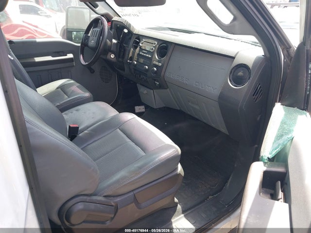 Ford F-550 Chassis Xl 2016 1FDUF5GT1GEA51853 Image 7