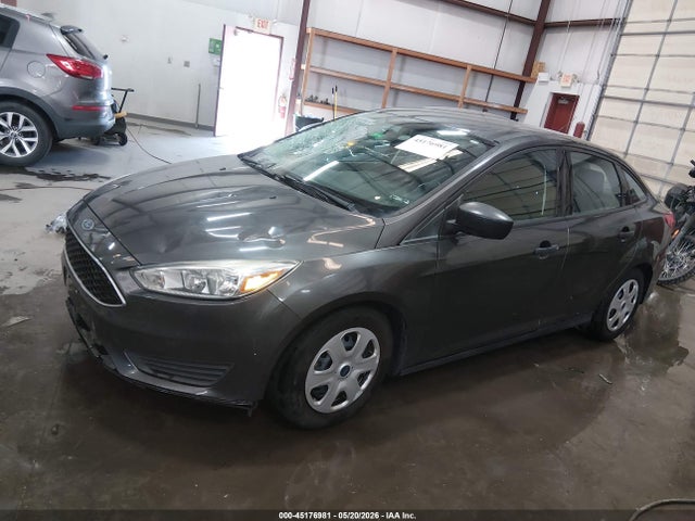 Aukcja sprzedaży 2015 Ford Focus S, vin: 1FADP3E20FL306203, numer aukcji: 45176981