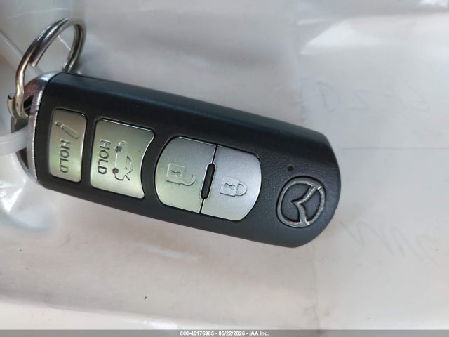 JM1BM1U74G1311347 Mazda Mazda3 I Sport