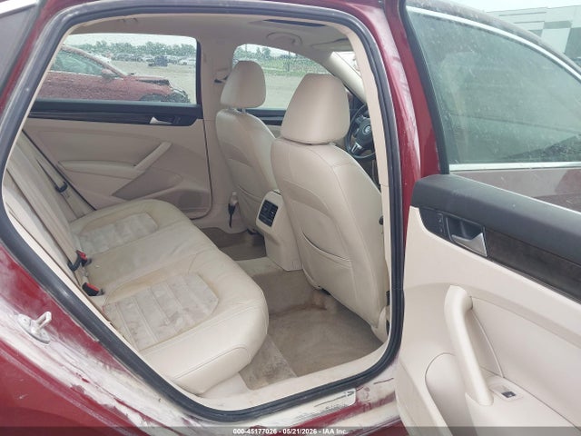 Aukcja sprzedaży 2015 Volkswagen Passat 2.0l Tdi Sel Premium, vin: 1VWCV7A38FC108550, numer aukcji: 45177026