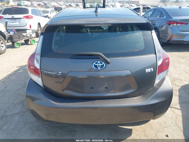 45177085 :رقم المزاد ، JTDKDTB32F1110606 vin ، 2015 Toyota Prius C Two مزاد بيع