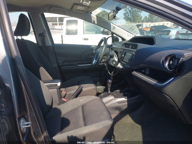 45177085 :رقم المزاد ، JTDKDTB32F1110606 vin ، 2015 Toyota Prius C Two مزاد بيع