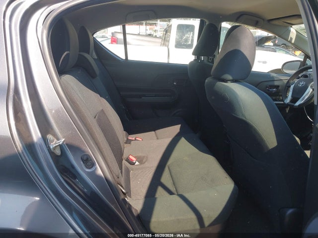 45177085 :رقم المزاد ، JTDKDTB32F1110606 vin ، 2015 Toyota Prius C Two مزاد بيع