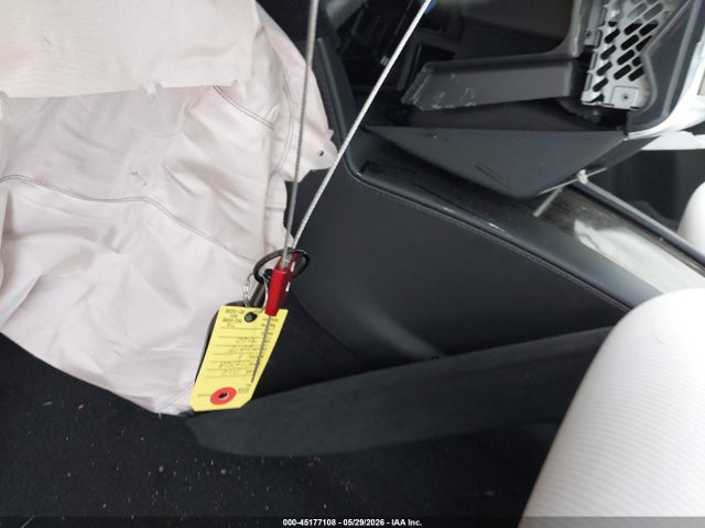 Tesla Model X 60d/70d/75d/90d 2016 5YJXCAE27GF003060 Image 10