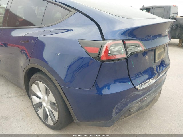 Продаж на аукціоні авто 2023 Tesla Model Y Awd/long Range Dual Motor All-wheel Drive, vin: 7SAYGDEE6PA076599, номер лоту: 45177137