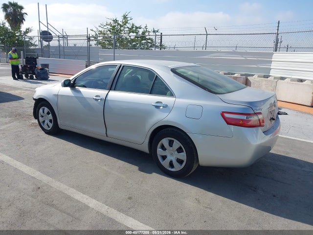 2007 Toyota Camry Le მანქანა იყიდება აუქციონზე, vin: 4T1BE46K37U067863, აუქციონის ნომერი: 45177205
