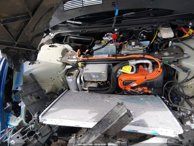 Tesla Model 3 Performance All-wheel Drive 2025 5YJ3E1ET1SF940027 Image 10