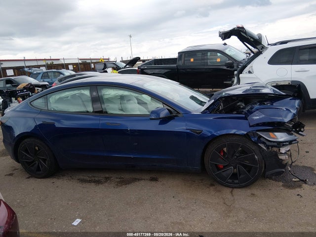 Tesla Model 3 Performance All-wheel Drive 2025 5YJ3E1ET1SF940027 Image 13