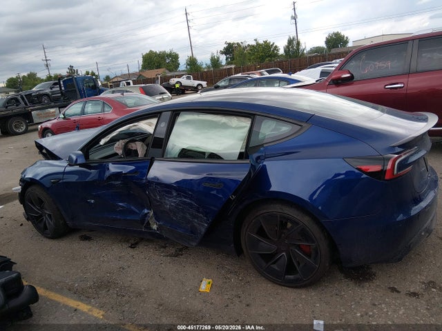 Tesla Model 3 Performance All-wheel Drive 2025 5YJ3E1ET1SF940027 Image 14