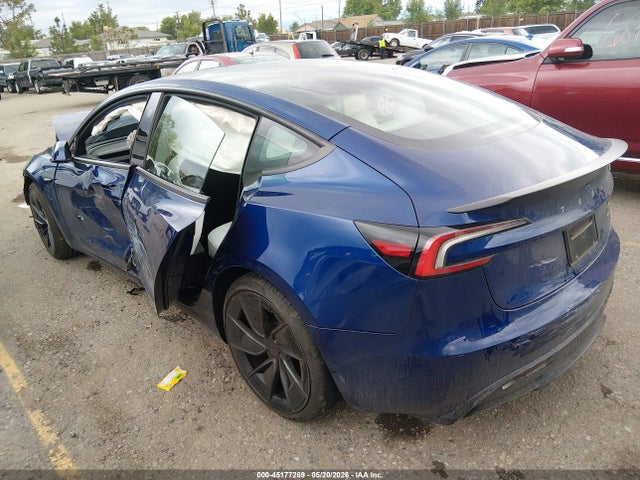 Tesla Model 3 Performance All-wheel Drive 2025 5YJ3E1ET1SF940027 Image 3