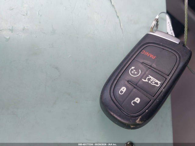2019 Jeep Cherokee Limited Fwd მანქანა იყიდება აუქციონზე, vin: 1C4PJLDB4KD146048, აუქციონის ნომერი: 45177334