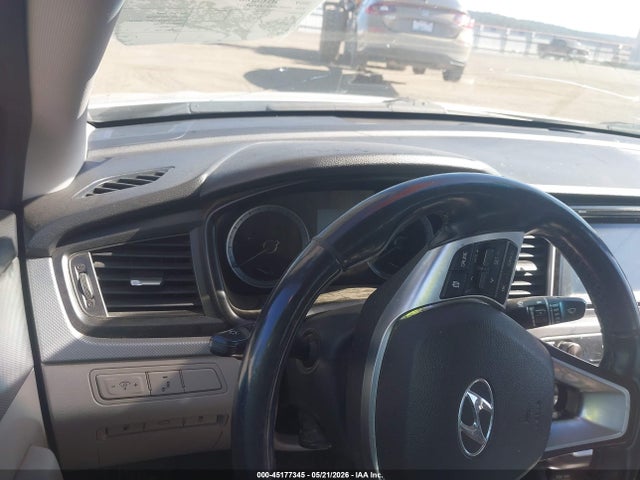 5NPE34AF7KH778213 Hyundai SONATA SEL