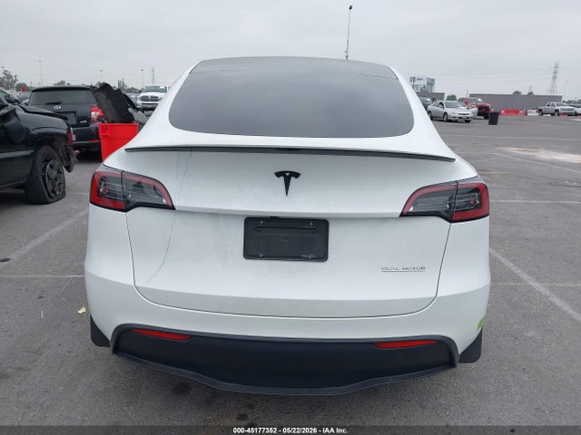Продажа на аукционе авто 2023 Tesla Model Y Performance Dual Motor All-wheel Drive, vin: 7SAYGDEF4PF611358, номер лота: 45177352