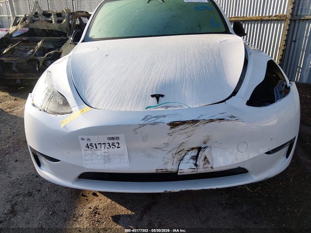 Продажа на аукционе авто 2023 Tesla Model Y Performance Dual Motor All-wheel Drive, vin: 7SAYGDEF4PF611358, номер лота: 45177352