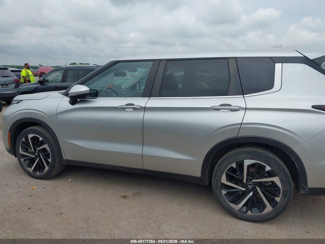 2024 Mitsubishi Outlander Se 2.5 2wd მანქანა იყიდება აუქციონზე, vin: JA4J3VA81RZ012965, აუქციონის ნომერი: 45177354