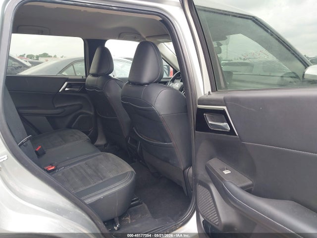 2024 Mitsubishi Outlander Se 2.5 2wd მანქანა იყიდება აუქციონზე, vin: JA4J3VA81RZ012965, აუქციონის ნომერი: 45177354