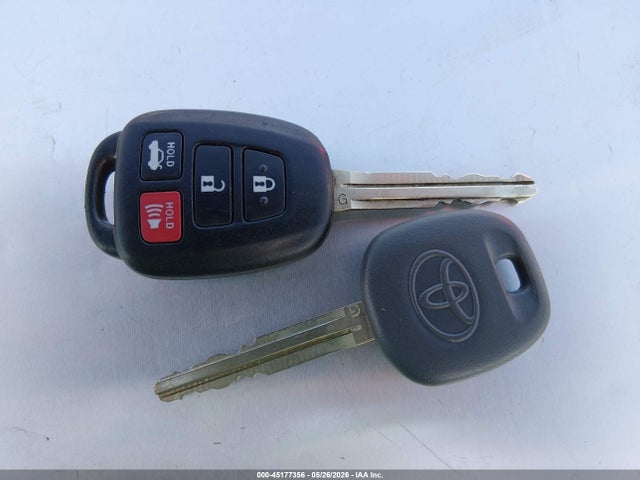 4T4BF1FK1ER409499 Toyota CAMRY LE