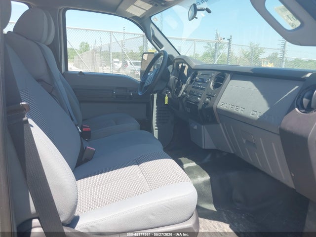 45177361 :رقم المزاد ، 1FT8W4DT1GEA23832 vin ، 2016 Ford F-450 Xl مزاد بيع