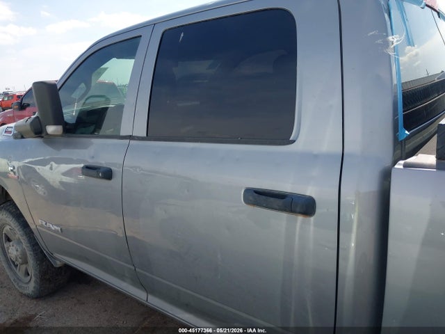 Продаж на аукціоні авто 2022 Ram 2500 Tradesman  4x4 6'4 Box, vin: 3C6UR5CL3NG411638, номер лоту: 45177366