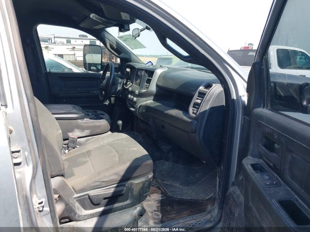 Продаж на аукціоні авто 2022 Ram 2500 Tradesman  4x4 6'4 Box, vin: 3C6UR5CL3NG411638, номер лоту: 45177366