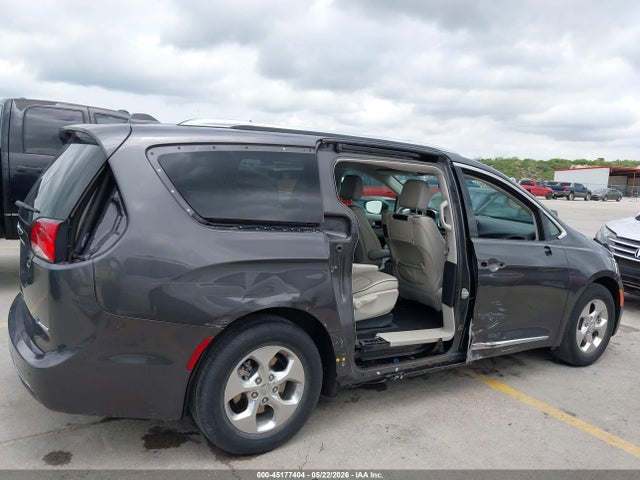 2018 Chrysler Pacifica Hybrid Limited მანქანა იყიდება აუქციონზე, vin: 2C4RC1N70JR230347, აუქციონის ნომერი: 45177404