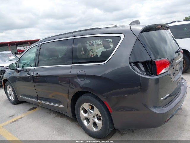 2018 Chrysler Pacifica Hybrid Limited მანქანა იყიდება აუქციონზე, vin: 2C4RC1N70JR230347, აუქციონის ნომერი: 45177404