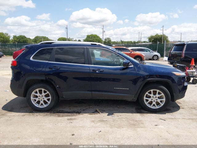 Jeep Cherokee Latitude 2016 1C4PJMCB4GW285941 Image 13
