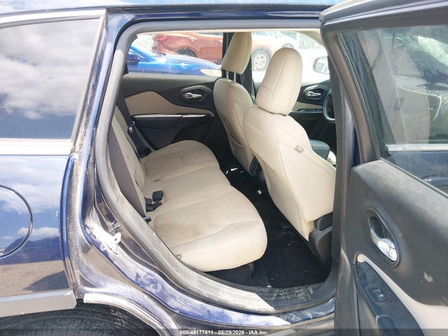 Jeep Cherokee Latitude 2016 1C4PJMCB4GW285941 Image 8