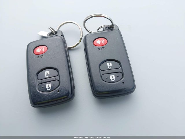 Toyota Prius Two 2015 JTDKN3DUXF1957036 Image 11