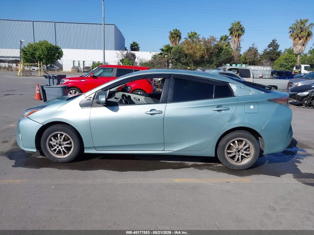 Toyota Prius Two 2016 JTDKBRFU6G3504675 Image 15