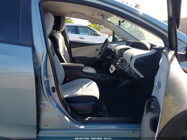 Toyota Prius Two 2016 JTDKBRFU6G3504675 Image 5