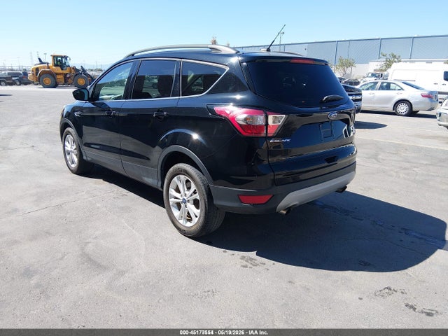 Продажа на аукционе авто 2018 Ford Escape Se, vin: 1FMCU9GD3JUD08865, номер лота: 45177554