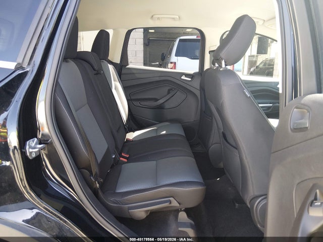 Продажа на аукционе авто 2018 Ford Escape Se, vin: 1FMCU9GD3JUD08865, номер лота: 45177554