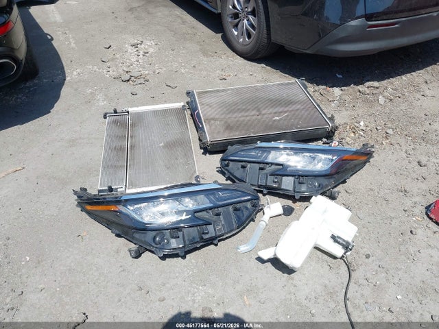 Toyota SIENNA LE 2021 5TDKRKEC2MS029452 Image 12