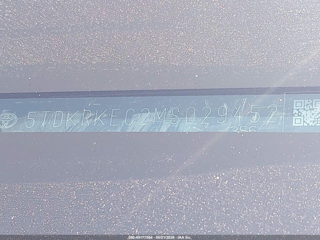 Toyota SIENNA LE 2021 5TDKRKEC2MS029452 Image 9