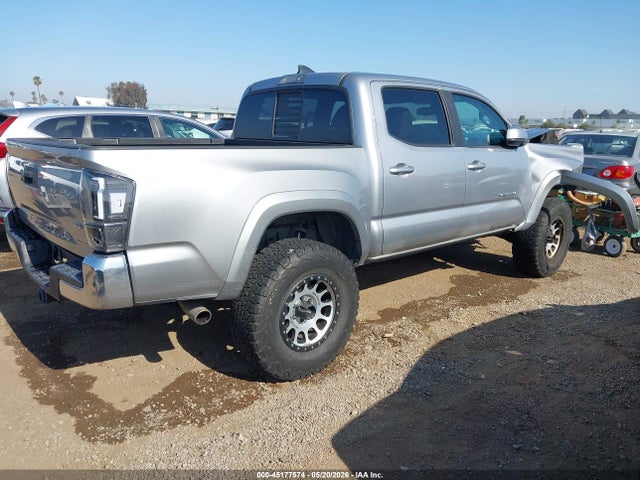 Aukcja sprzedaży 2017 Toyota Tacoma Sr5 V6, vin: 5TFAZ5CN1HX039701, numer aukcji: 45177574