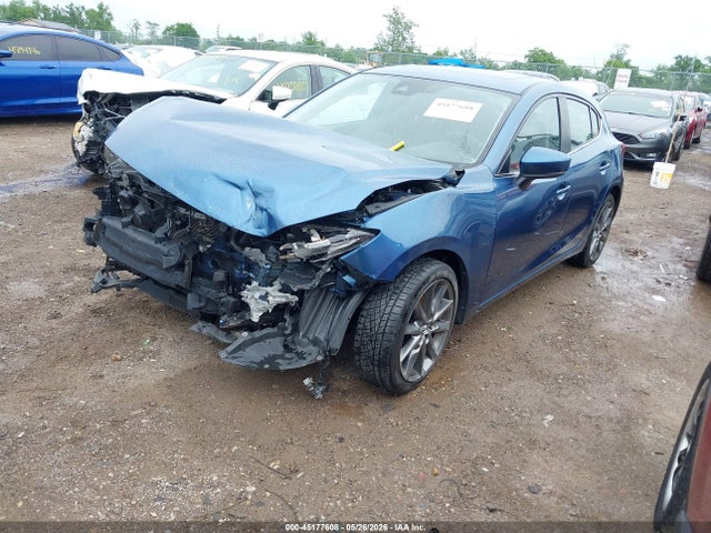 45177608 :رقم المزاد ، 3MZBN1L31JM172569 vin ، 2018 Mazda Mazda3 Touring مزاد بيع