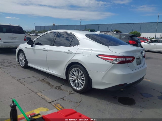 2020 Toyota Camry Xle Hybrid მანქანა იყიდება აუქციონზე, vin: 4T1F31AK9LU540379, აუქციონის ნომერი: 45177624