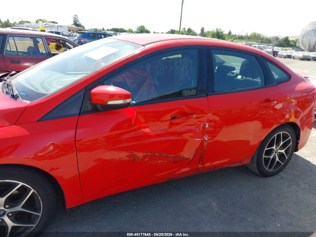45177648 :رقم المزاد ، 1FADP3F23GL399394 vin ، 2016 Ford Focus Se مزاد بيع