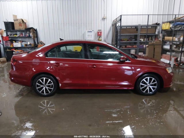 2017 Volkswagen Jetta 1.4t Se მანქანა იყიდება აუქციონზე, vin: 3VWDB7AJXHM232493, აუქციონის ნომერი: 45177682