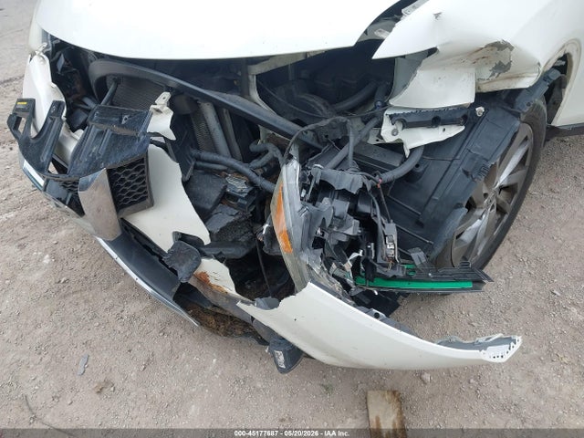 2015 Nissan Rogue Sl მანქანა იყიდება აუქციონზე, vin: 5N1AT2MV2FC773830, აუქციონის ნომერი: 45177687
