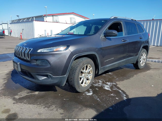 Jeep Cherokee Latitude 2015 1C4PJMCB7FW714729 Image 2